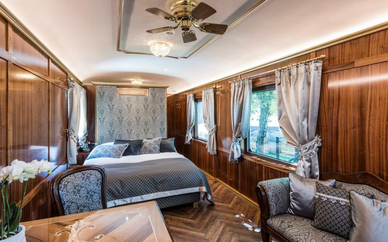 Luxury Lodge - Lener Express Campo di Trens Exteriör bild